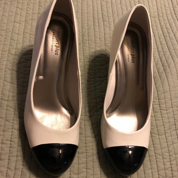 Comfort Plus Heels – Size 8.5 – Color: White and Black.